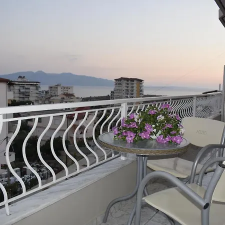 Isabela * Sarandë