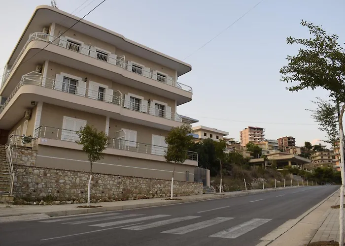 Isabela * Sarandë