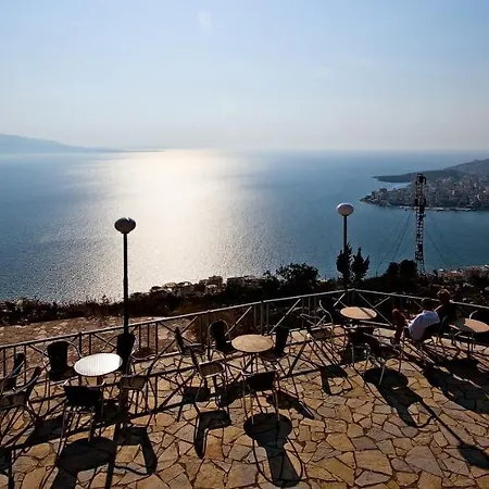 Isabela * Sarandë